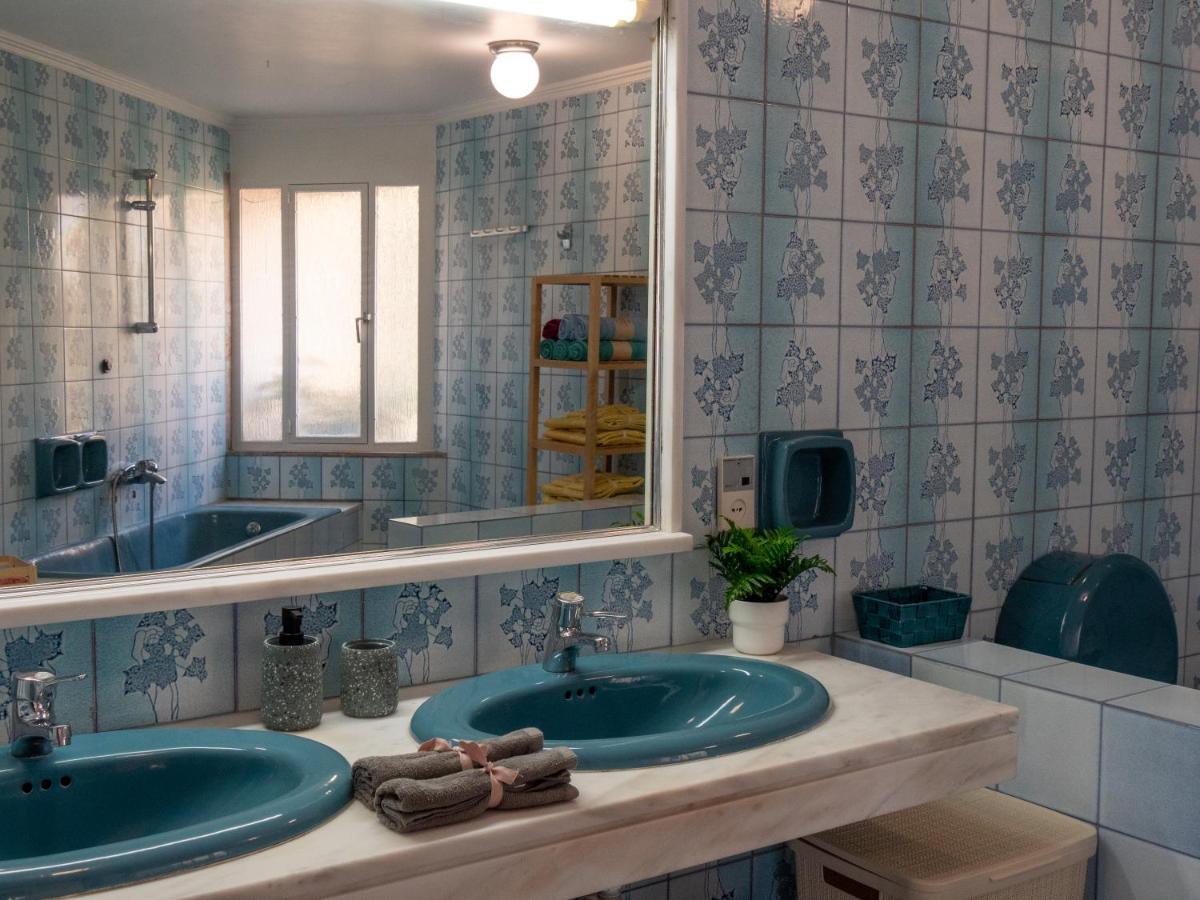 Villa Zoe Seaside Unique Villa Voula アテネ エクステリア 写真